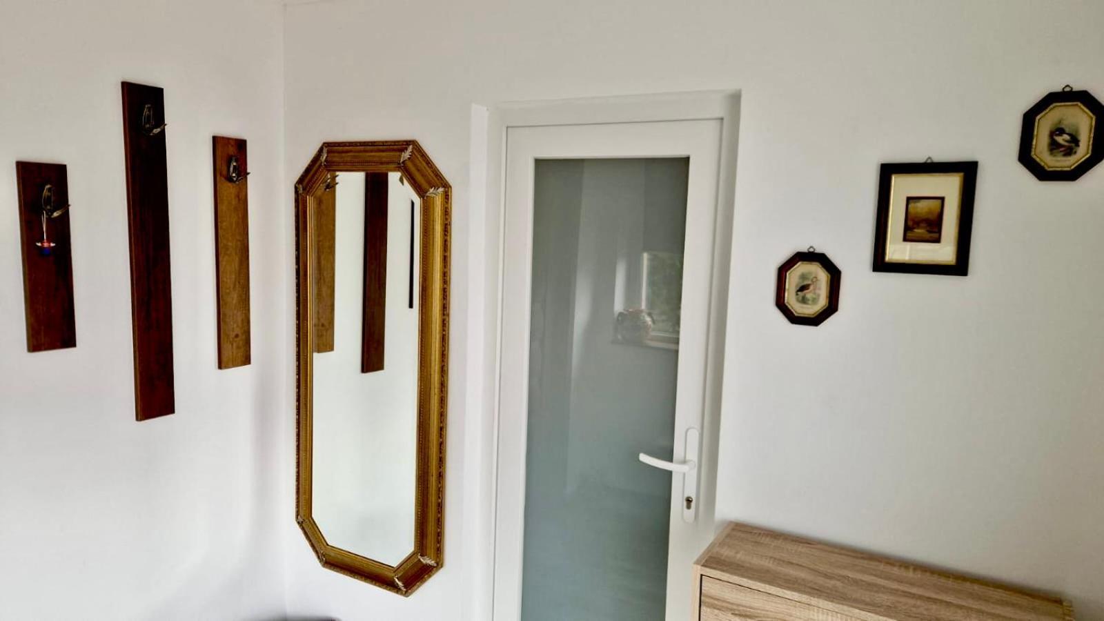 Casa Teo Hotel Buzău Eksteriør billede